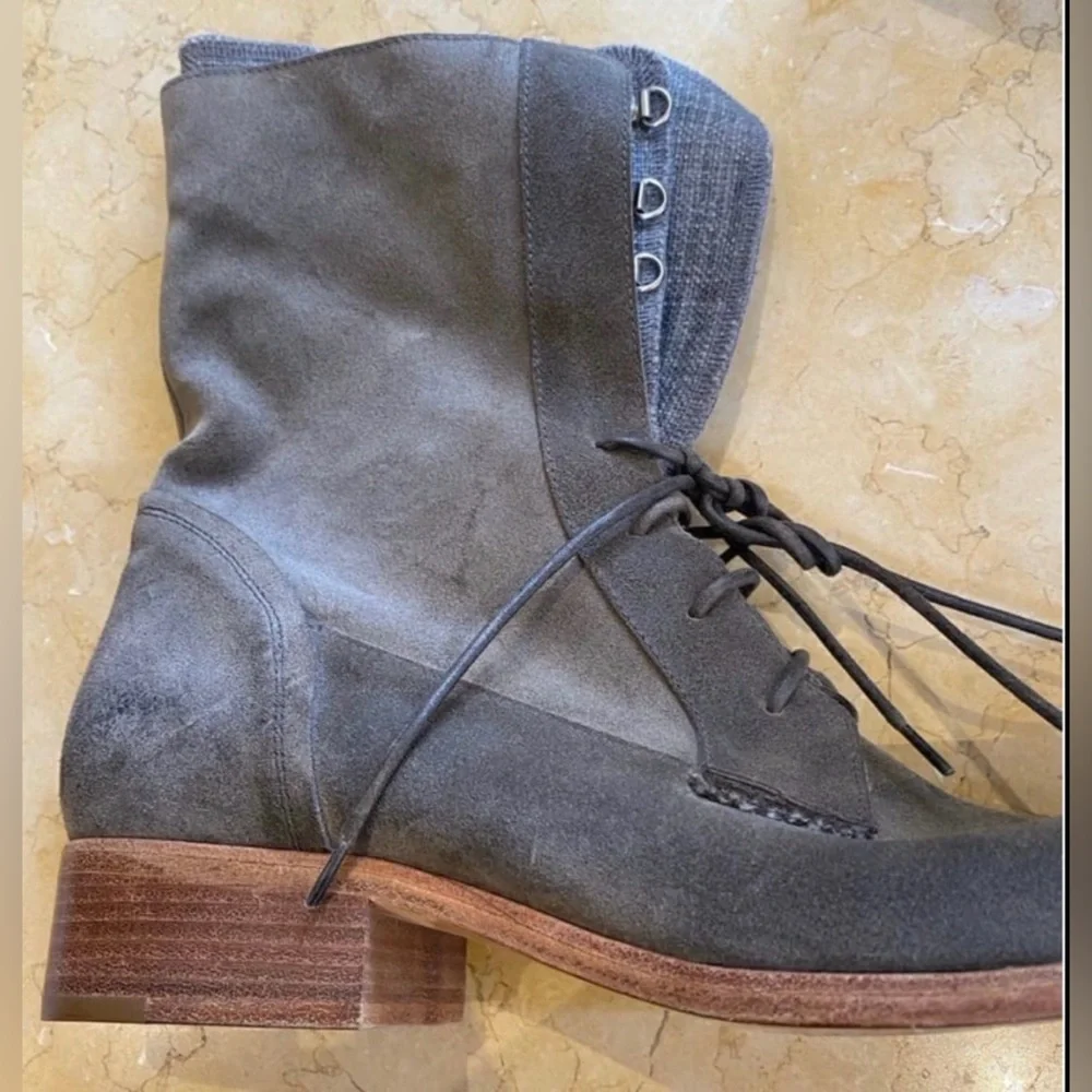 ✨ Brunello Cucinelli Italian Suede Fold-Over Combat Boots | Size 40 ✨